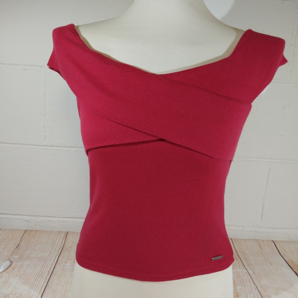 Hollister crop top